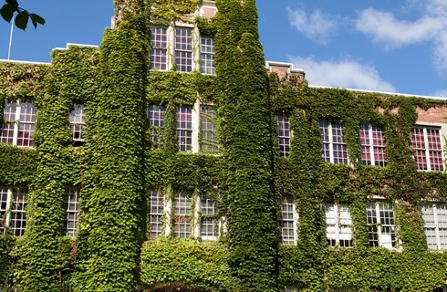 Aquinas College